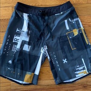 Men’s Reebok CrossFit shorts size 30